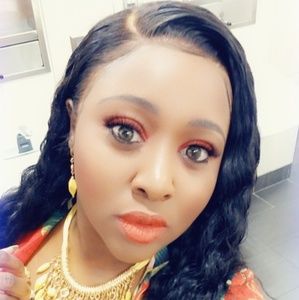 Meet your Posher, Kendra